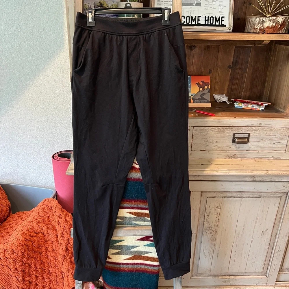 Lululemon men’s Intent jogger size small